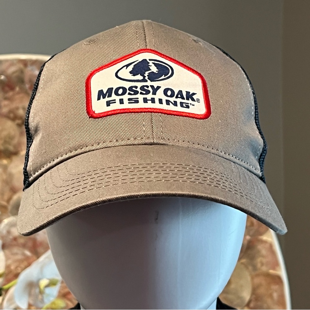 Mossy‎ Oak Fishing Trucker Hat